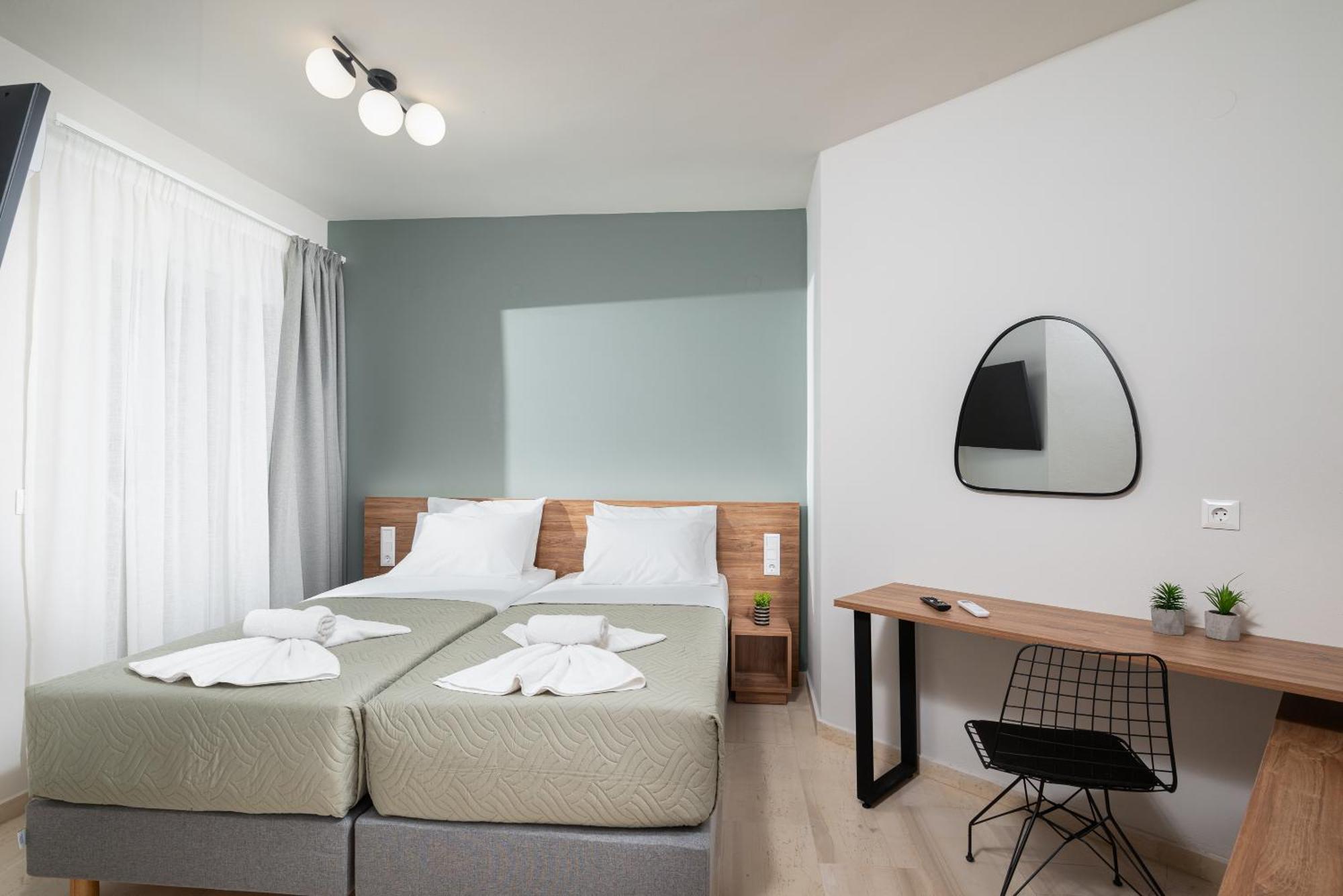 Makas Suites Hersonissos  Exteriör bild