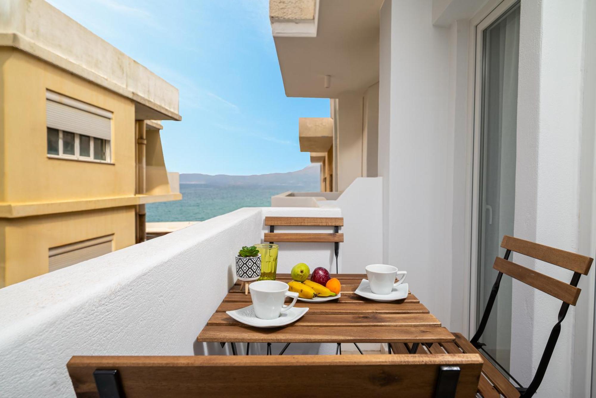 Makas Suites Hersonissos  Exteriör bild