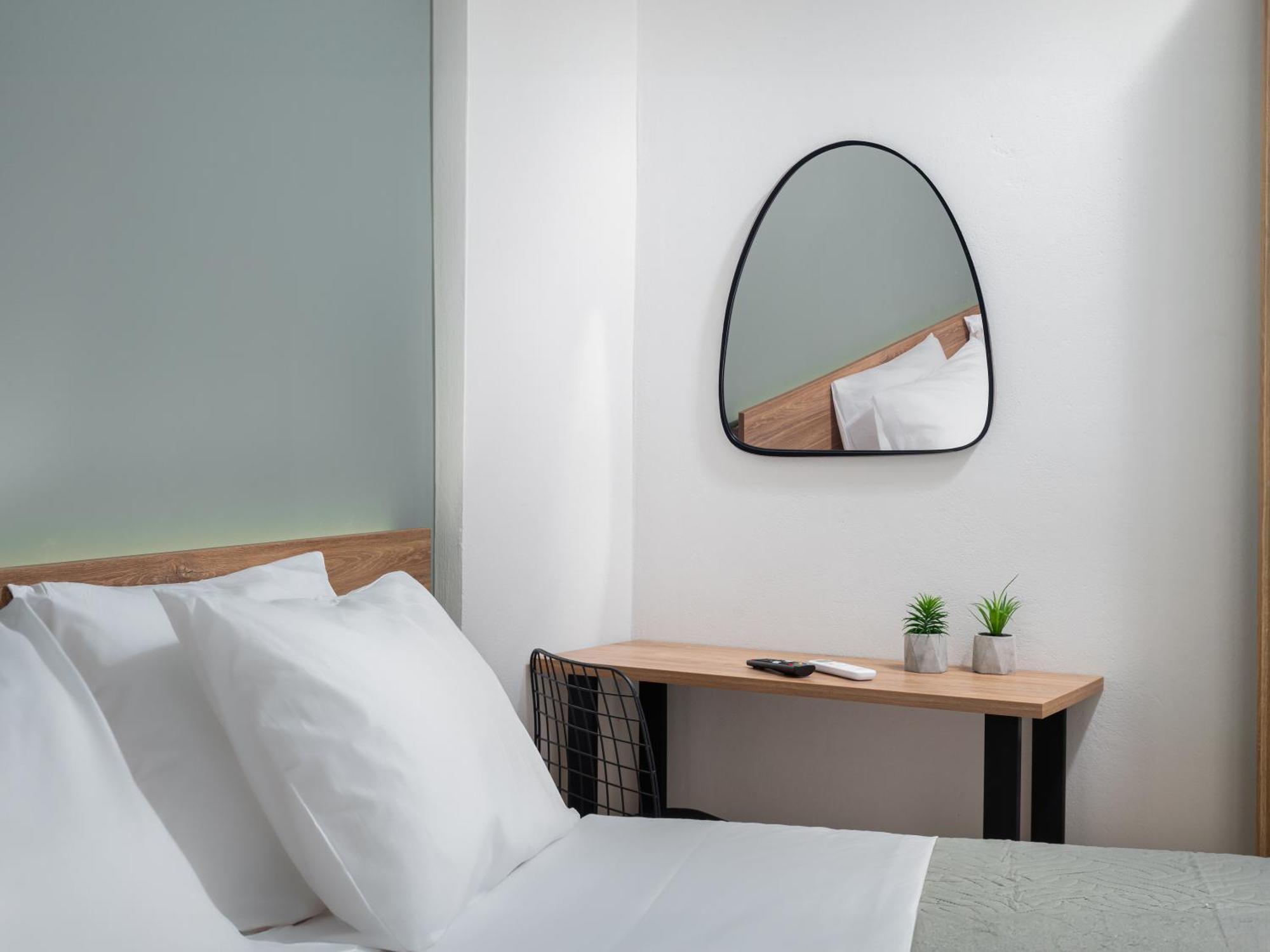 Makas Suites Hersonissos  Exteriör bild