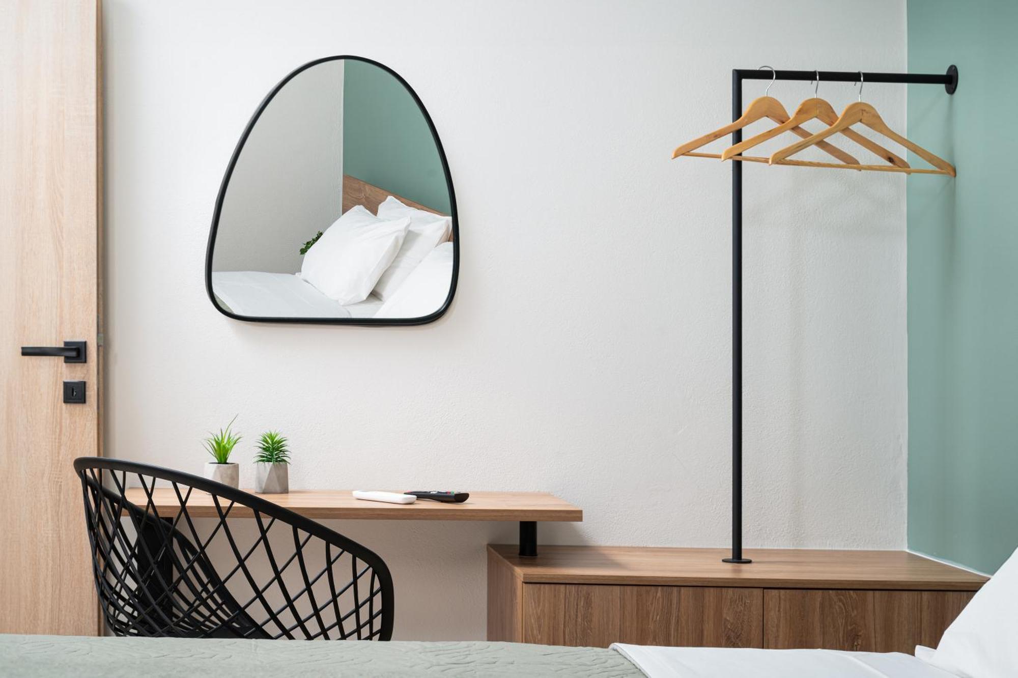 Makas Suites Hersonissos  Exteriör bild