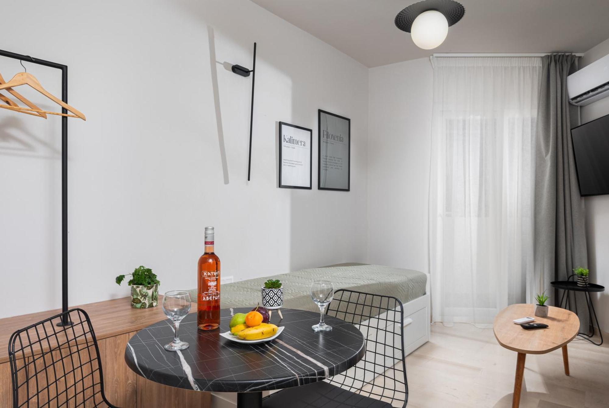 Makas Suites Hersonissos  Exteriör bild