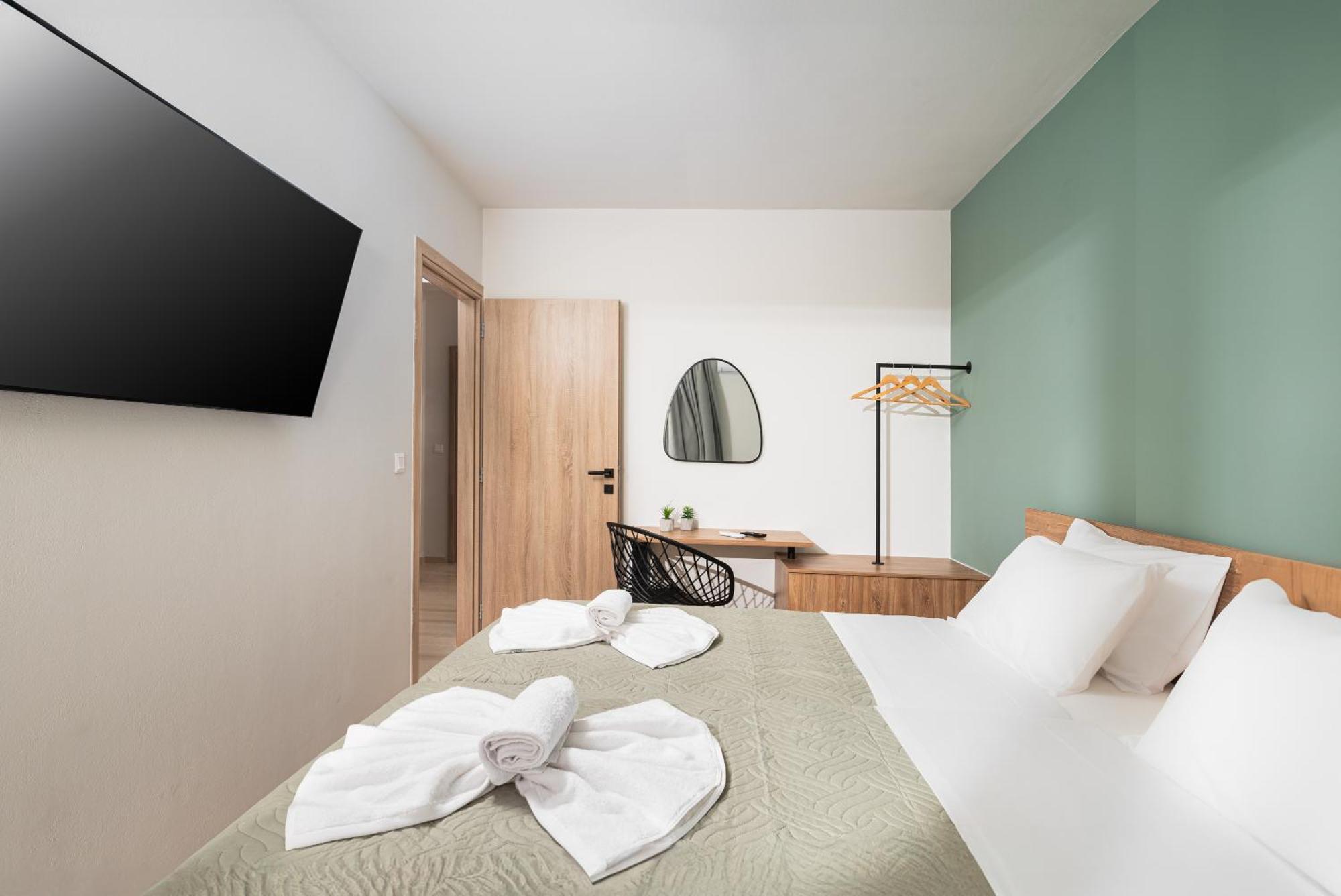 Makas Suites Hersonissos  Exteriör bild